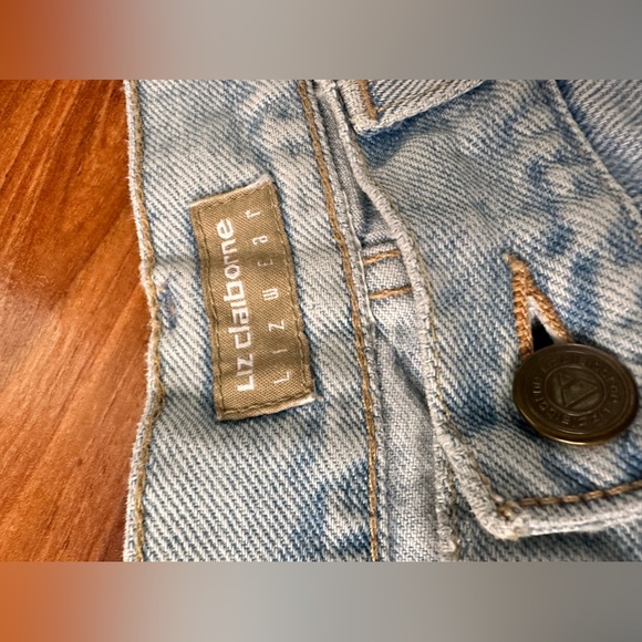 Liz Claiborne Jeans Size 10 - Picture 4 of 9